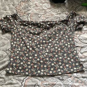 Floral off the shoulder crop top